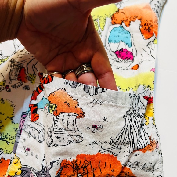 Disney Winnie the Pooh friends white background Med Scrub top - Picture 8 of 15